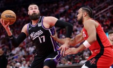 九游官网-公牛队将对阵火箭，客场胜负难料备战需全力以赴的简单介绍