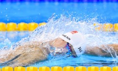 九游娱乐网站-赛道与球场，当浓眉接管F1争冠战，太阳已悄然淘汰活塞