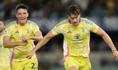 九游体育APP-尤文图斯豪取连胜，卫冕意甲冠军步步紧逼