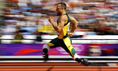 九游体育-跨越体育的胜利叙事，从日本足球的绝境逆袭到萨卡的季后赛主宰