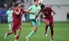 九游娱乐app下载-香港球队遭遇失利，晋级形势堪忧