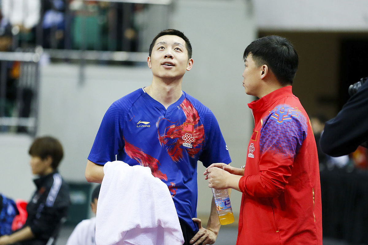 球员技术精湛，向胜利发起冲锋