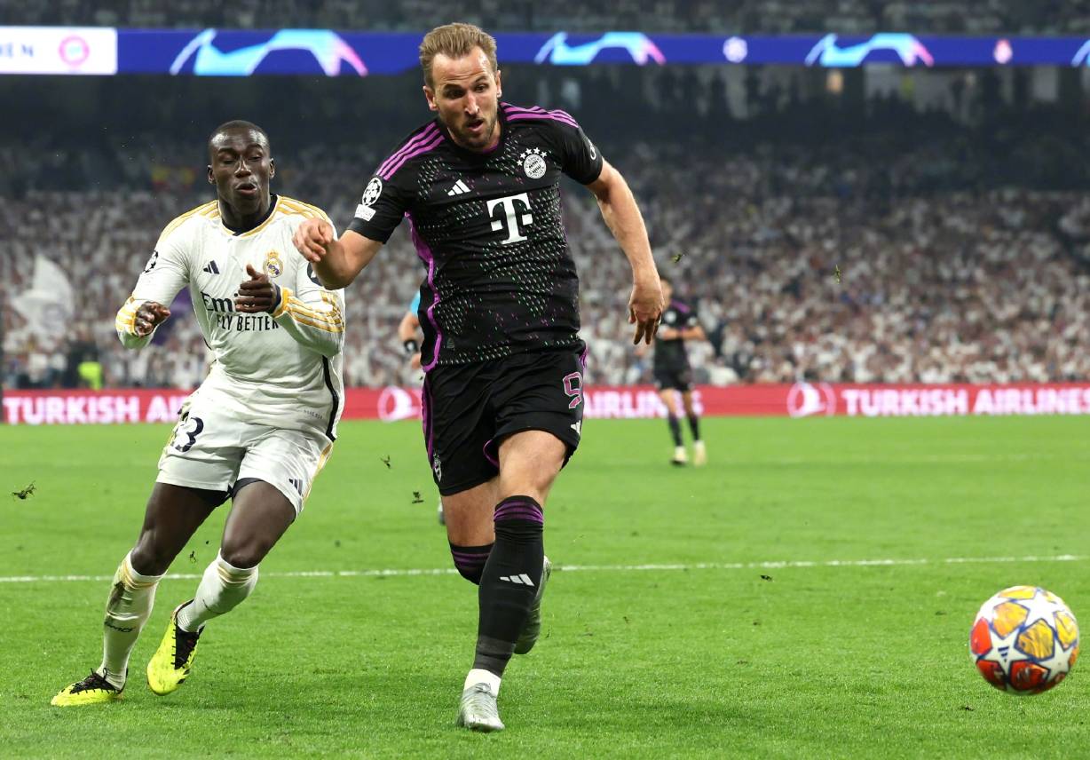 拜仁再战巴黎，冲击后伯纳乌的舞台