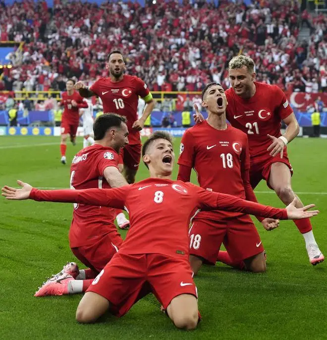 冰岛队遭遇土耳其淘汰无缘欧国联 冰岛队遭遇土耳其淘汰无缘欧国联