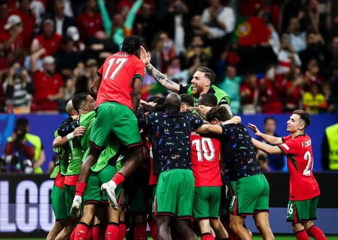 包含斯洛伐克壮举欧洲杯预选赛，横扫对手携带胜利的词条