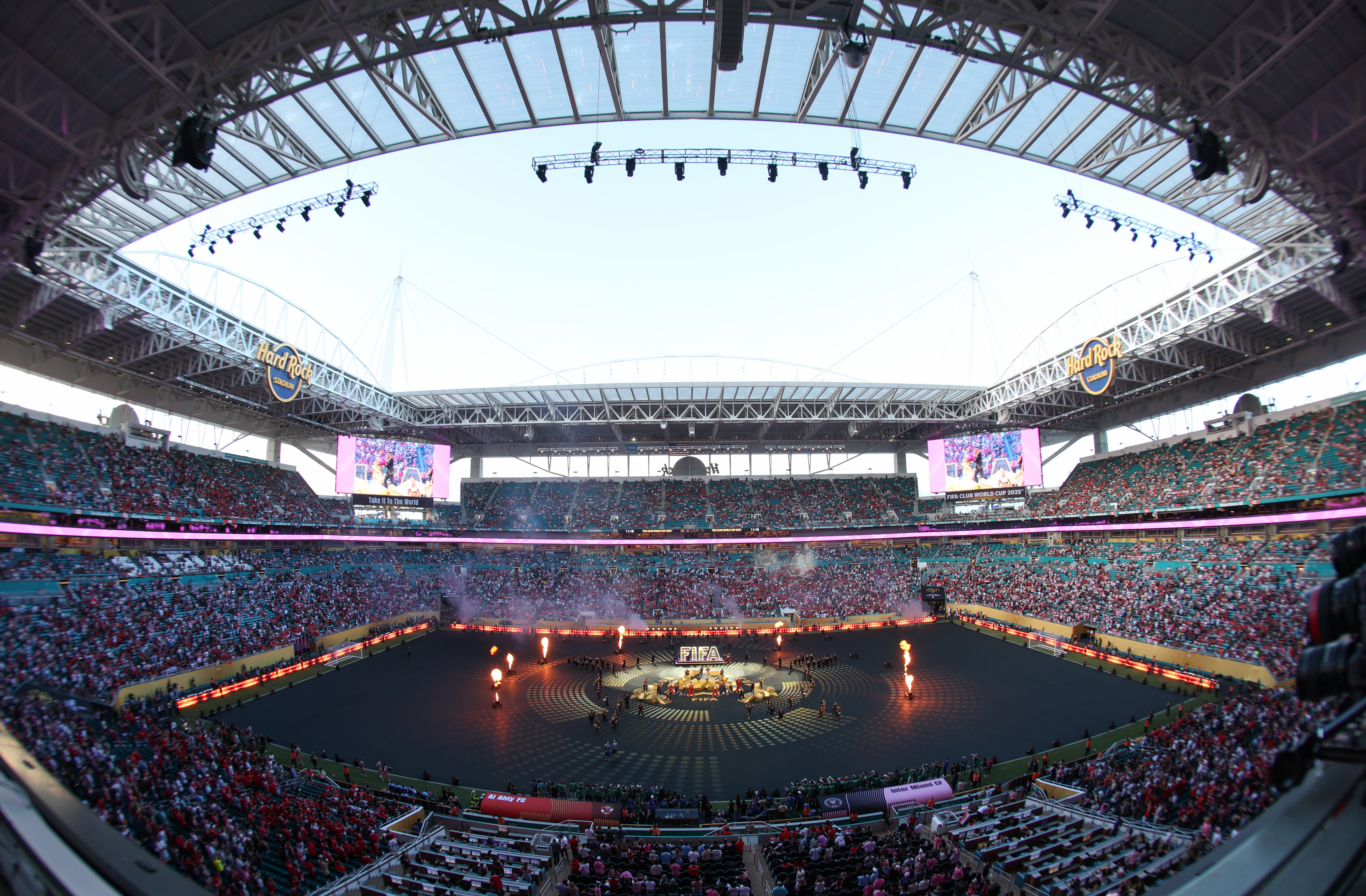 著名足球联赛将在全球舞台上演 著名足球联赛将在全球舞台上演