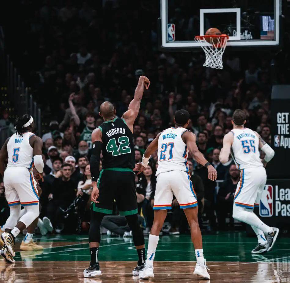 关于凯尔特人B队血洗雷霆,莫兰特制霸全场的信息 关于凯尔特人B队血洗雷霆,莫兰特制霸全场的信息