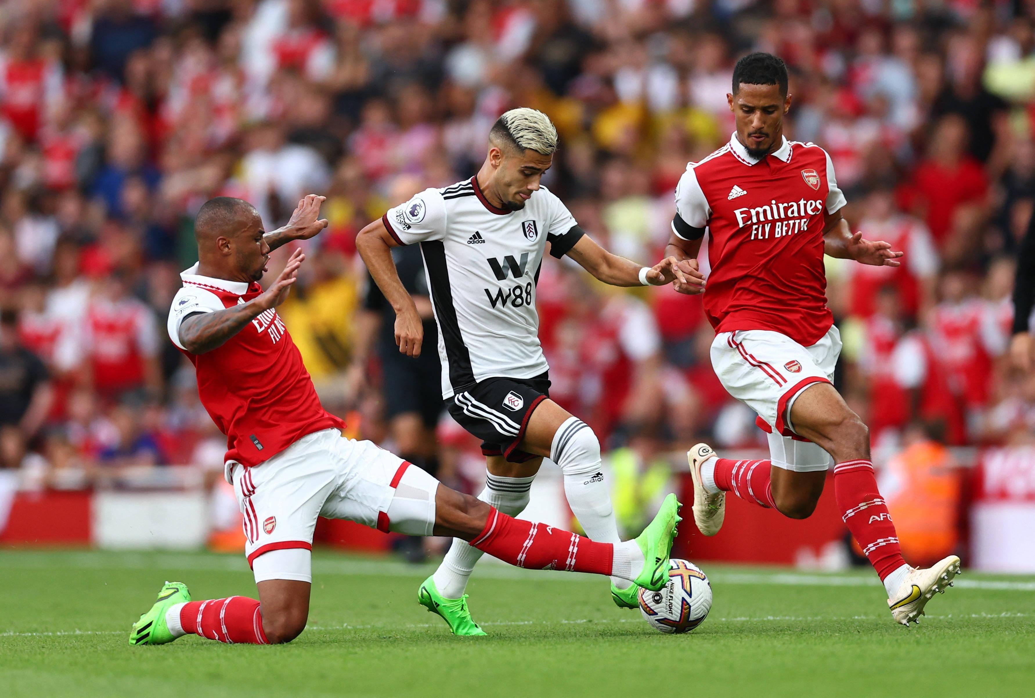 阿森纳攻击线火力全开，轻松获胜的简单介绍