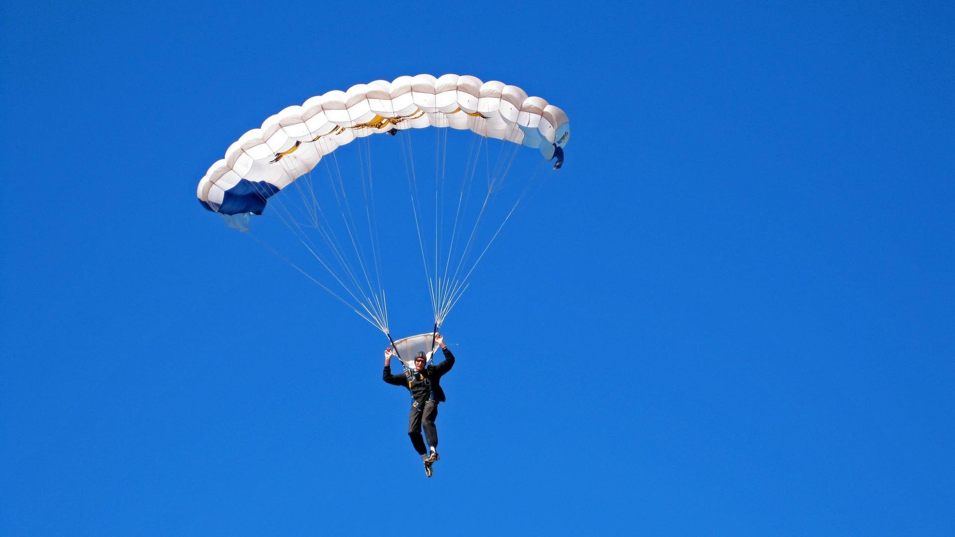 跨界主宰，从CBA到德甲，胜利的公式只有一个