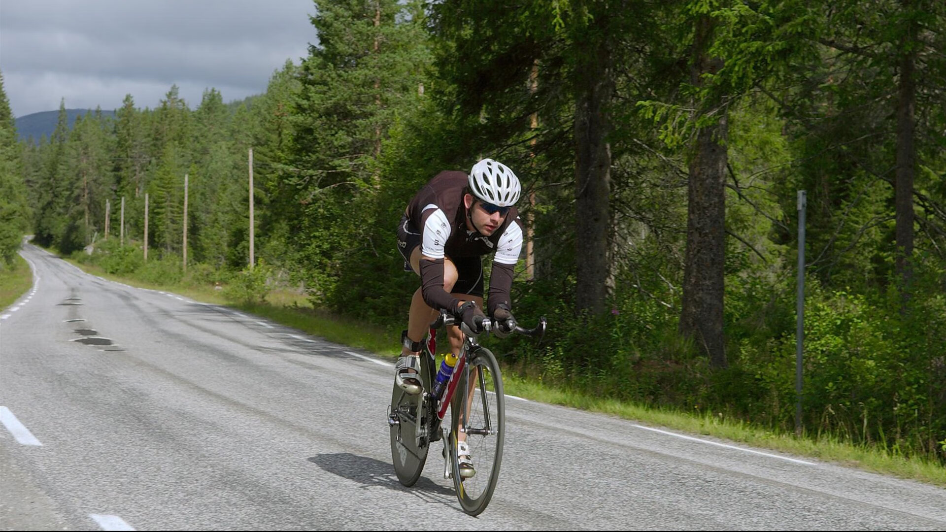 班凯罗化身防守铁闸，掘金末节狂飙终结火箭连胜势头